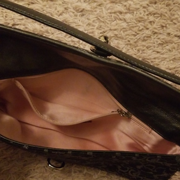 Handbag - Picture 5 of 8